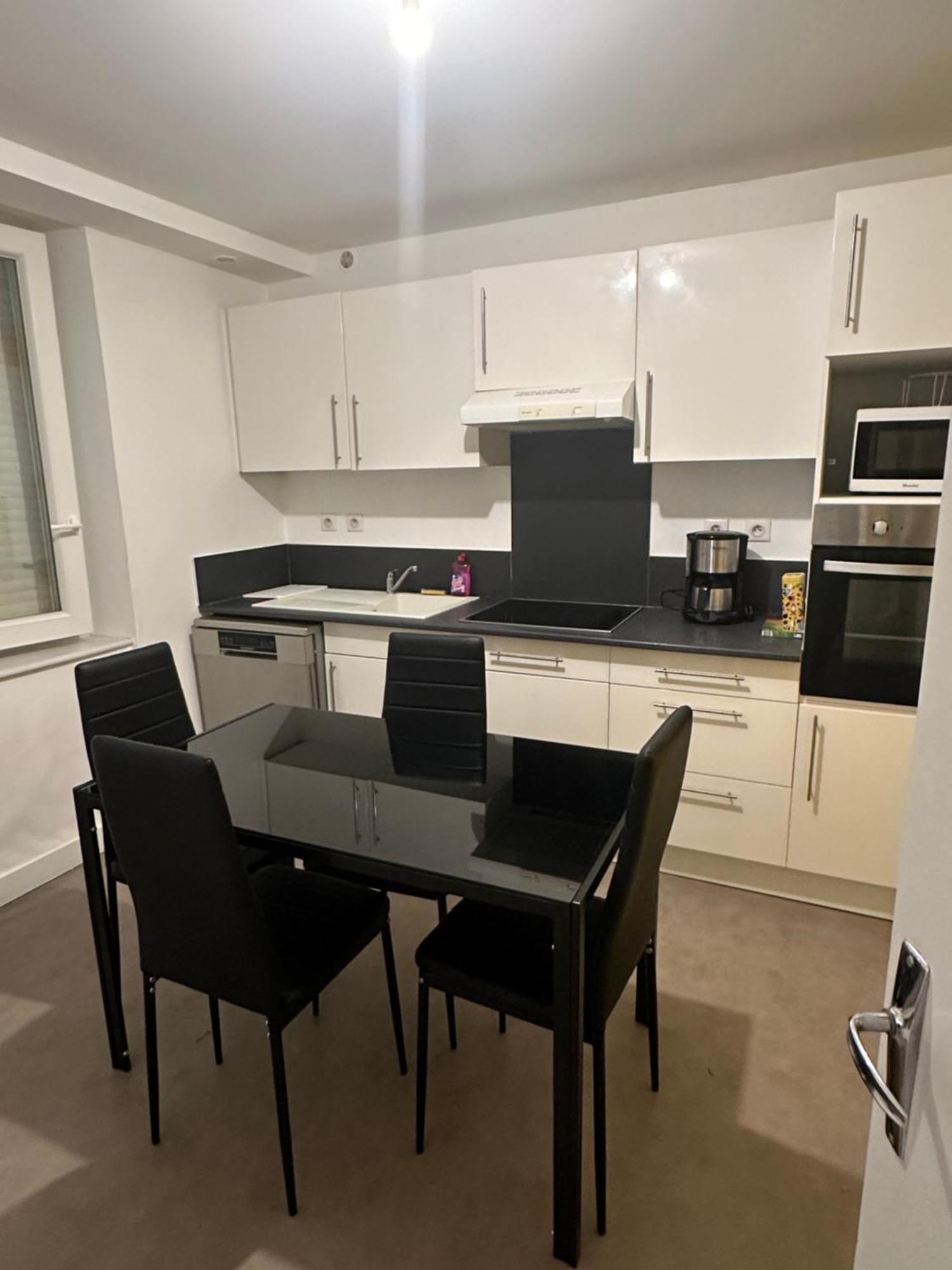 Jsj Villa Родез Екстериор снимка
